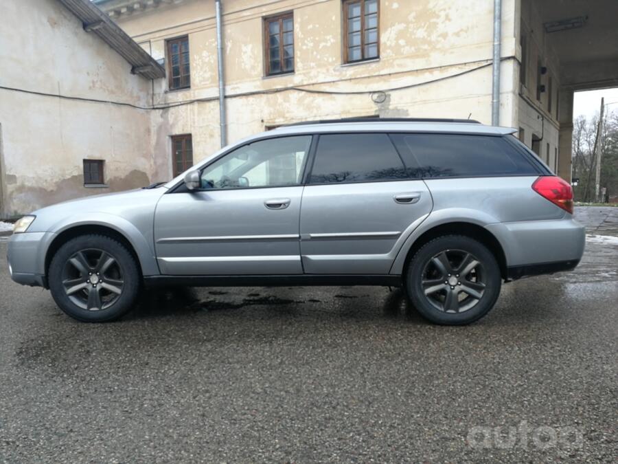 Subaru Outback 3 generation wagon