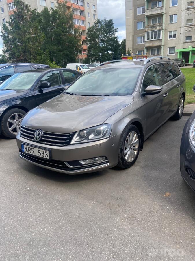 Volkswagen Passat B7 Variant Alltrack wagon 5-doors