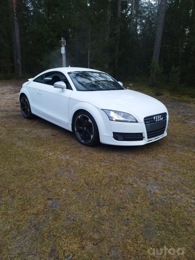 Audi TT 8J Coupe