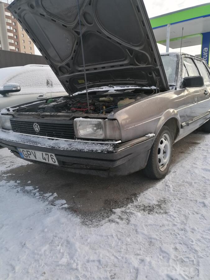 Volkswagen Santana 1 generation