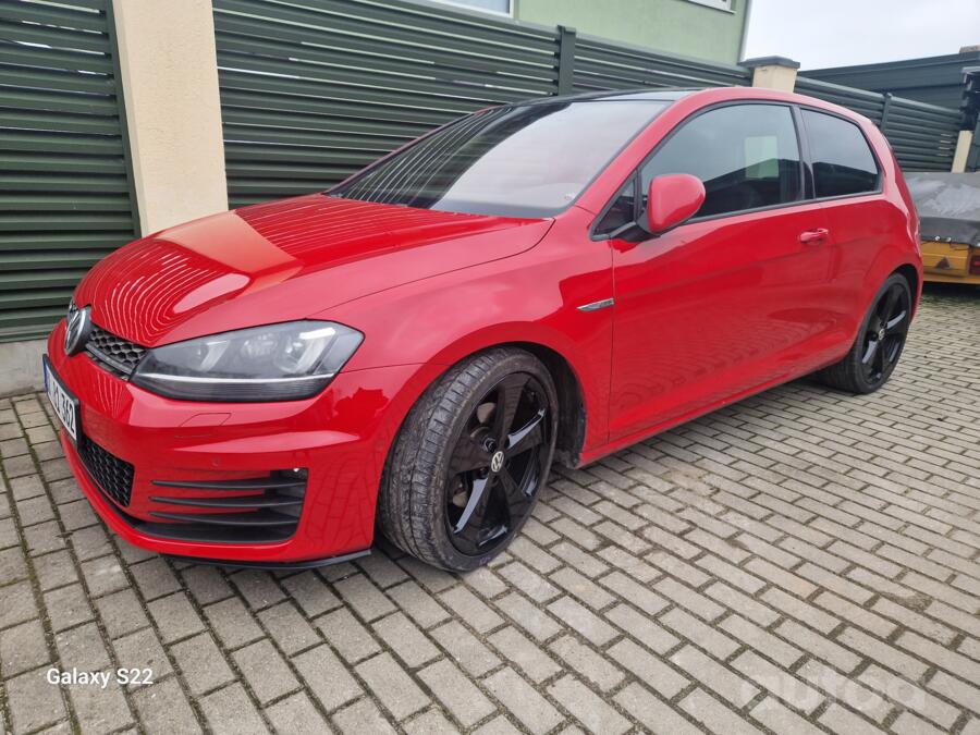 Volkswagen Golf 7 generation Hatchback 3-doors
