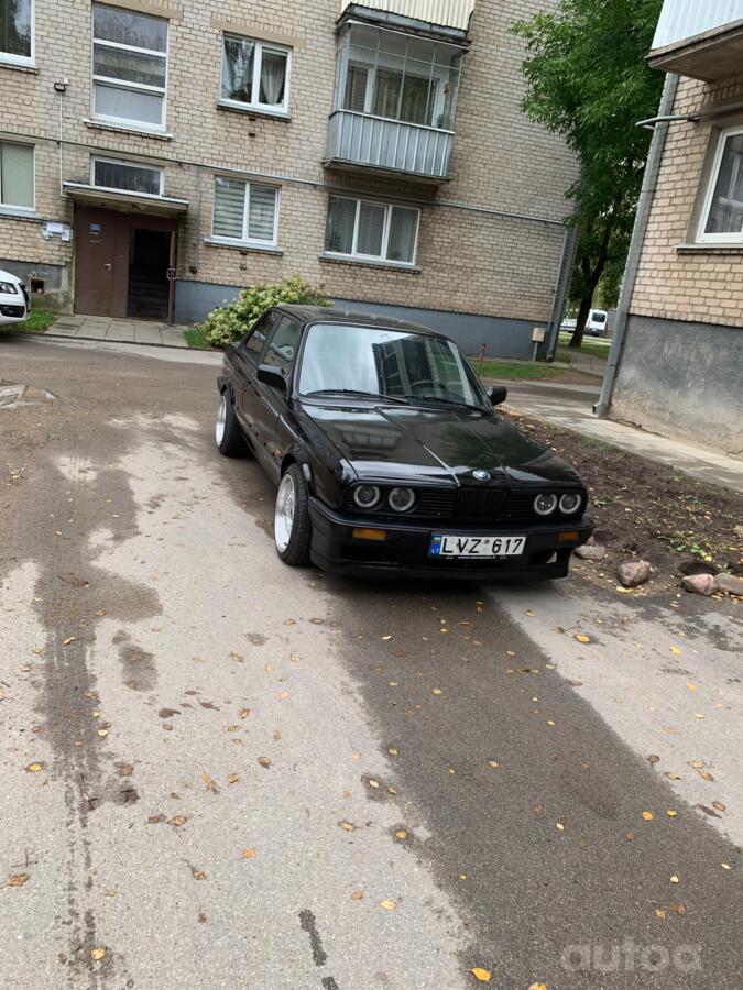 BMW 3 Series E30 Coupe