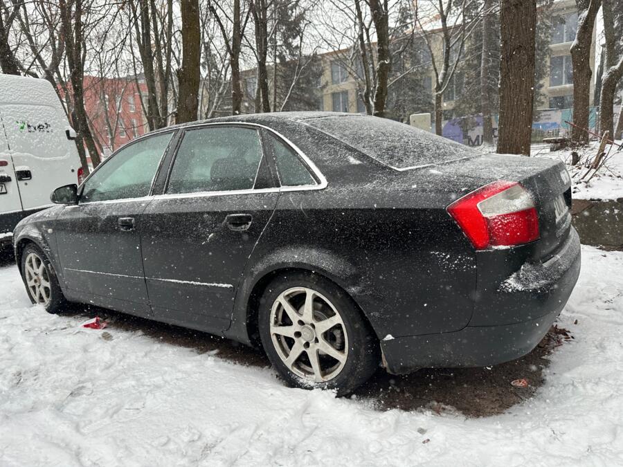 Audi A4 B6 Sedan