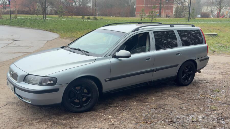 Volvo V70 1 generation wagon