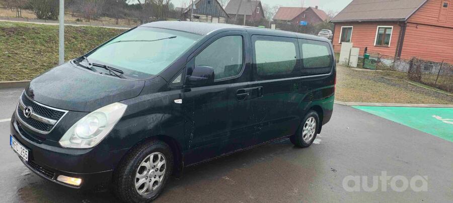 Hyundai H-1