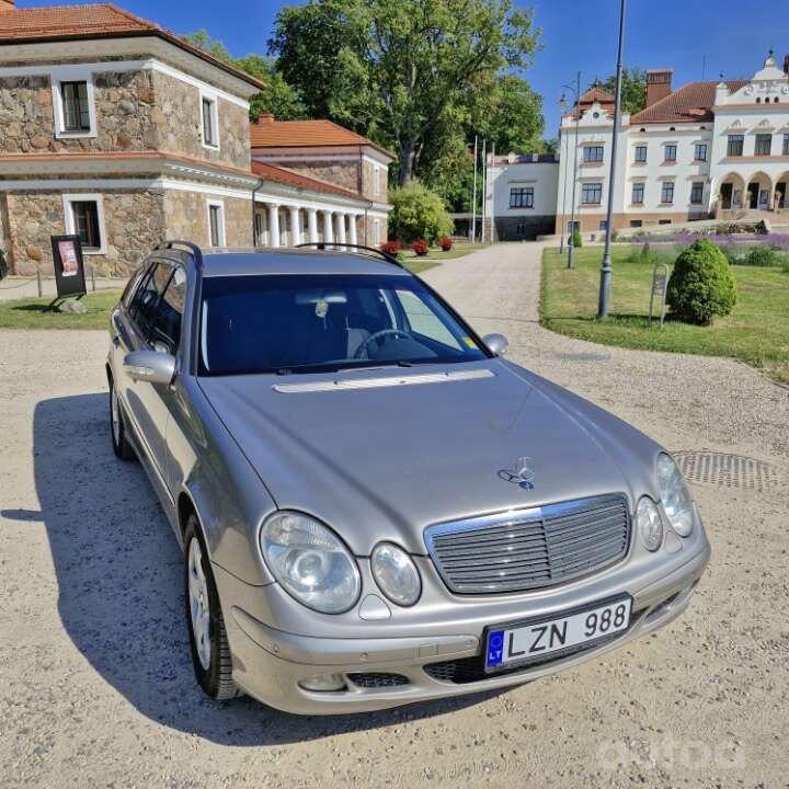 Mercedes-Benz E-Class W211 Sedan