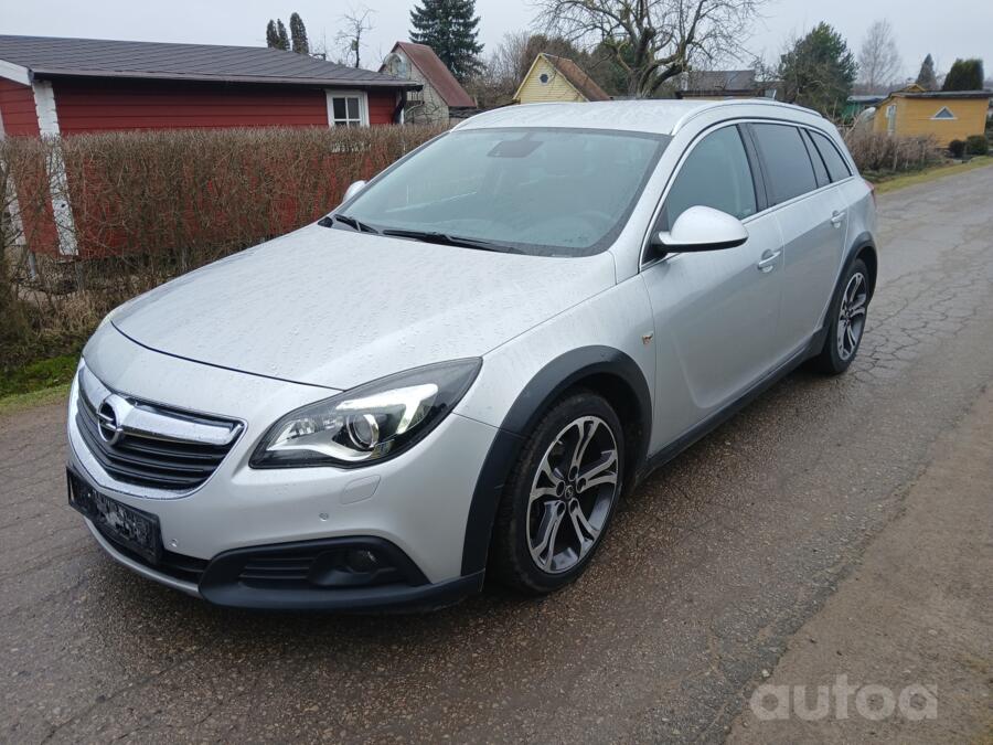 Opel Insignia A [restyling] Country Tourer wagon 5-doors