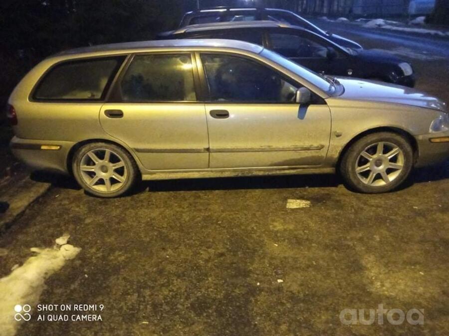 Volvo V40 1 generation [restyling] wagon