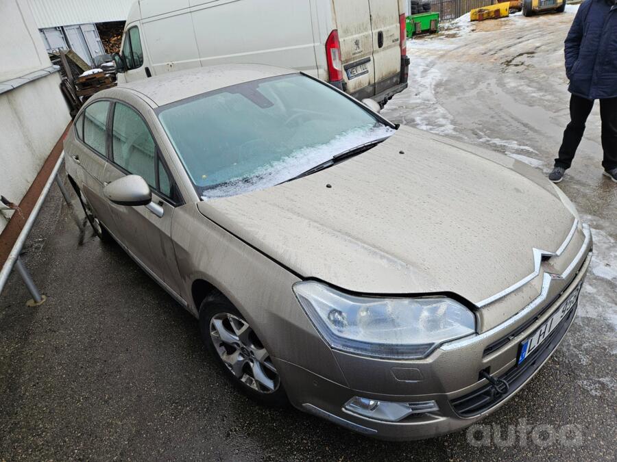 Citroen C5 2 generation Sedan