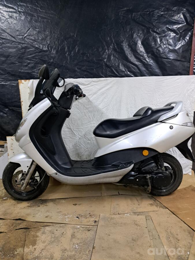 Peugeot Elystar