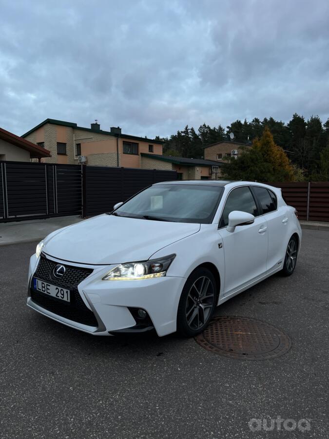 Lexus CT 1 generation [restyling] Hatchback 5-doors