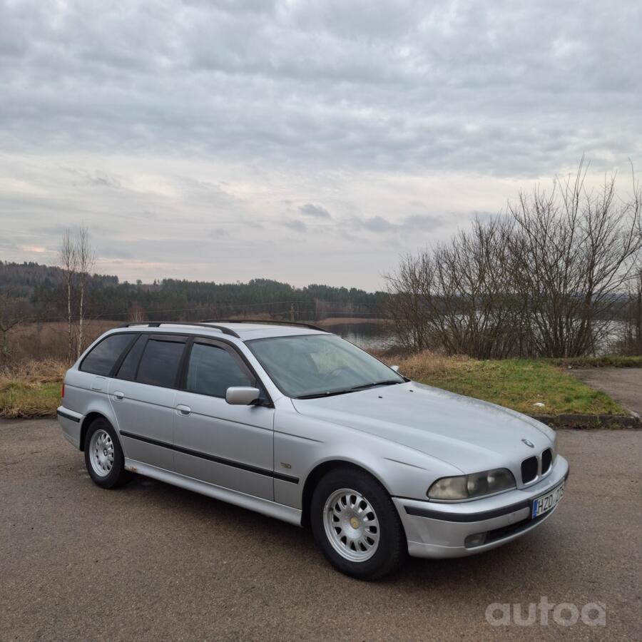 BMW 5 Series E39 Touring wagon