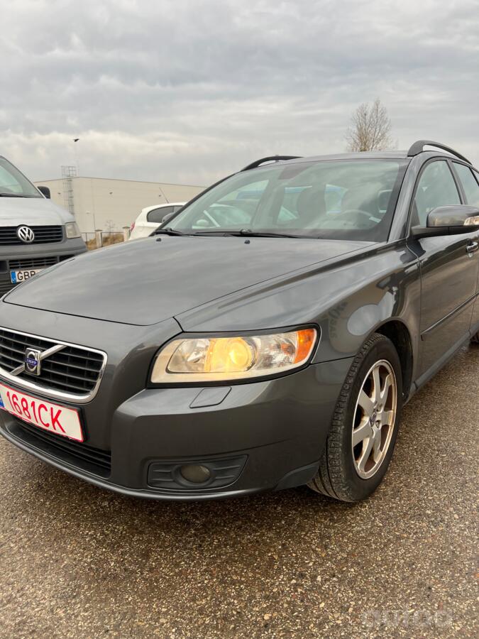 Volvo V50 1 generation [restyling]