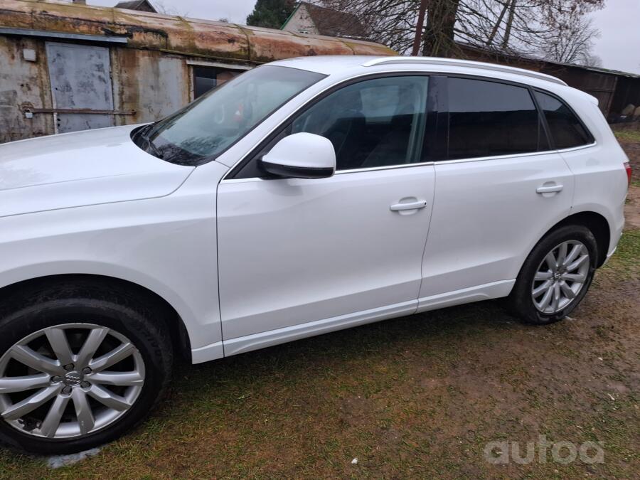 Audi Q5 8R Crossover