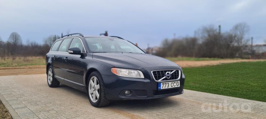 Volvo V70 3 generation wagon