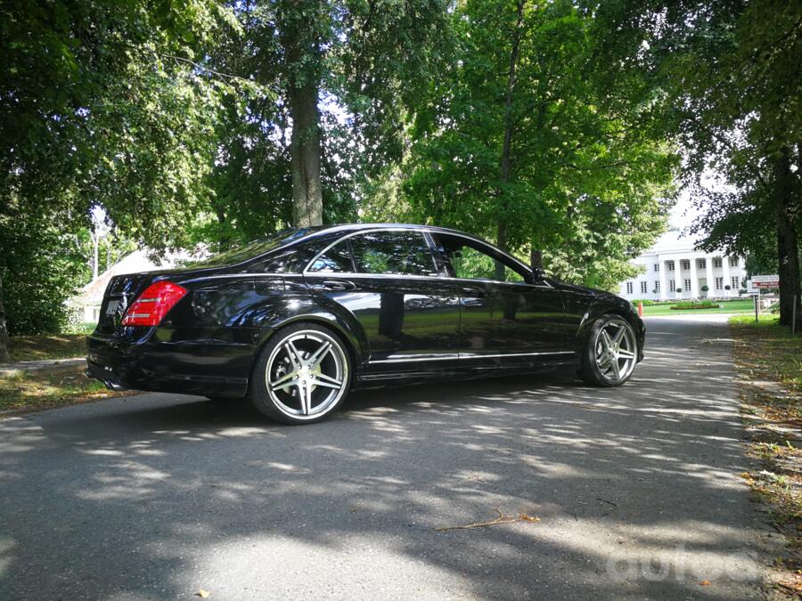 Mercedes-Benz S-Class W221 Sedan Long