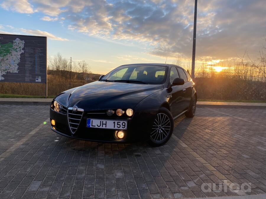 Alfa Romeo 159 1 generation Sportwagon wagon