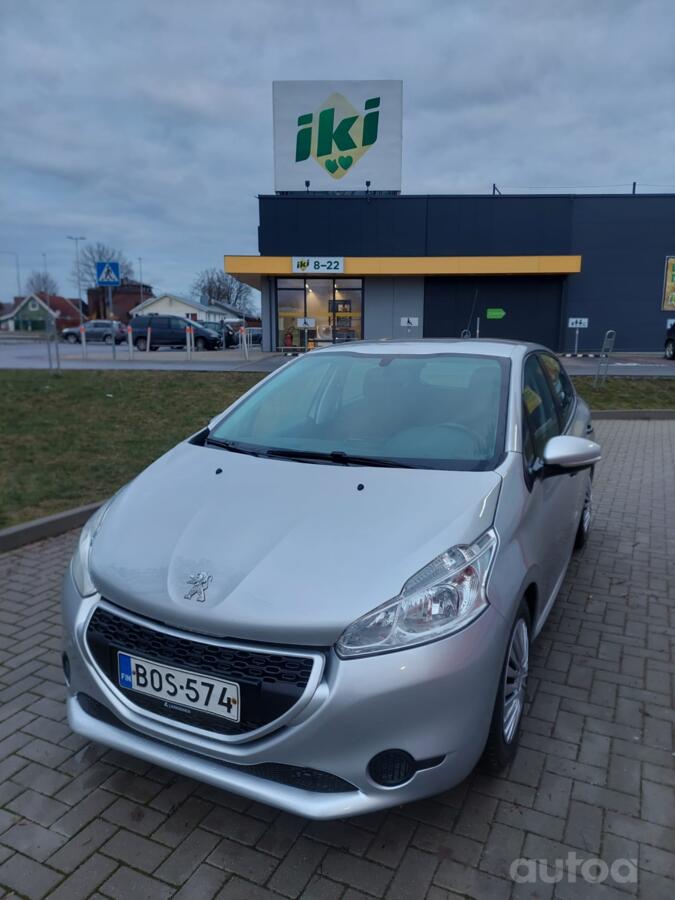 Peugeot 208 1 generation Hatchback 5-doors