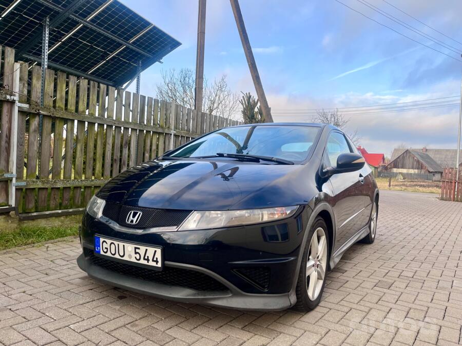 Honda Civic 8 generation Type-S hatchback 3-doors