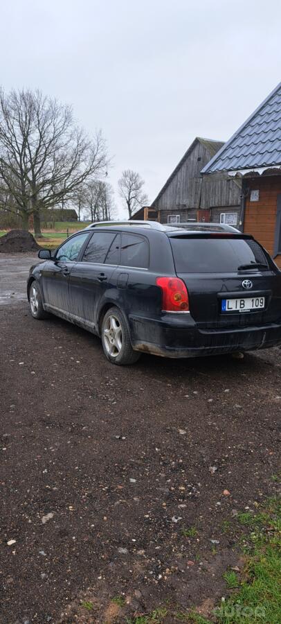 Toyota Avensis 2 generation [restyling] Sedan