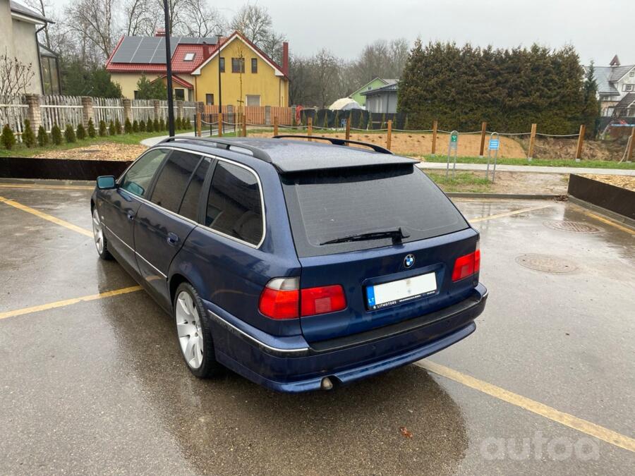 BMW 5 Series E39 Touring wagon