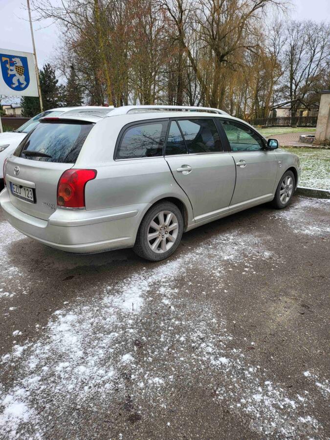Toyota Avensis