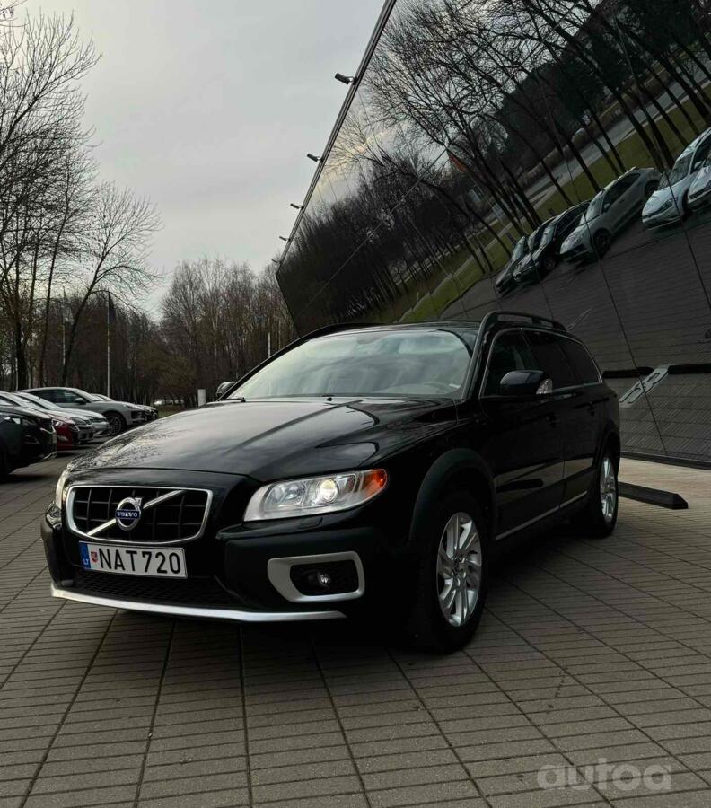Volvo XC70 3 generation wagon
