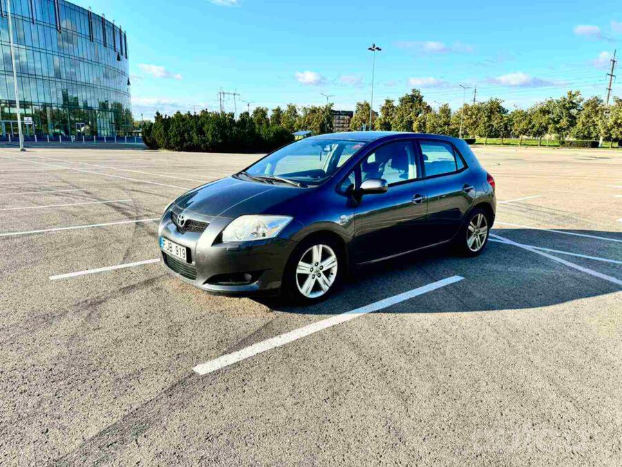 Toyota Auris
