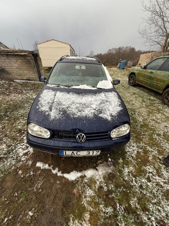 Volkswagen Golf 4 generation wagon