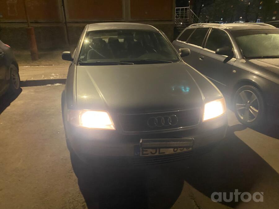 Audi A6 4B/C5 Sedan