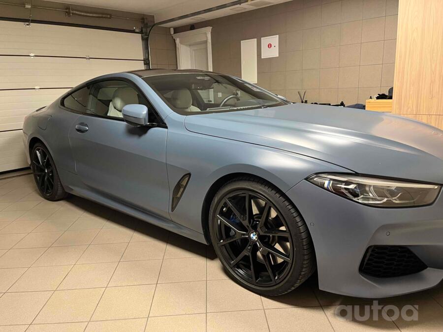 BMW M8
