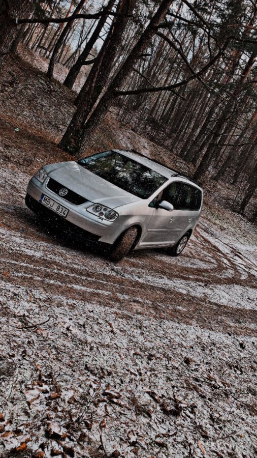 Volkswagen Touran 1 generation Minivan