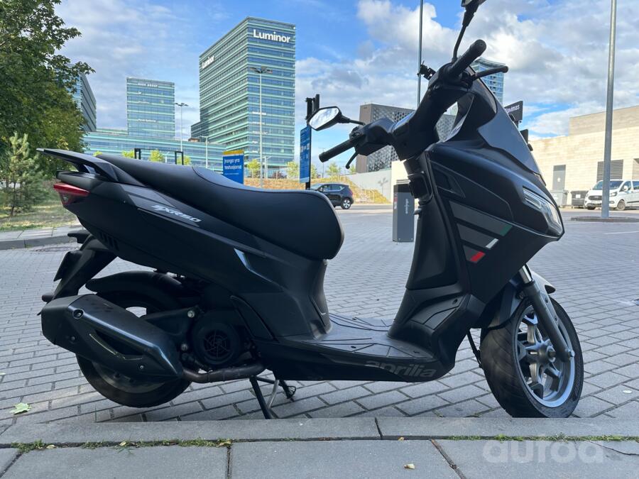 Aprilia SR