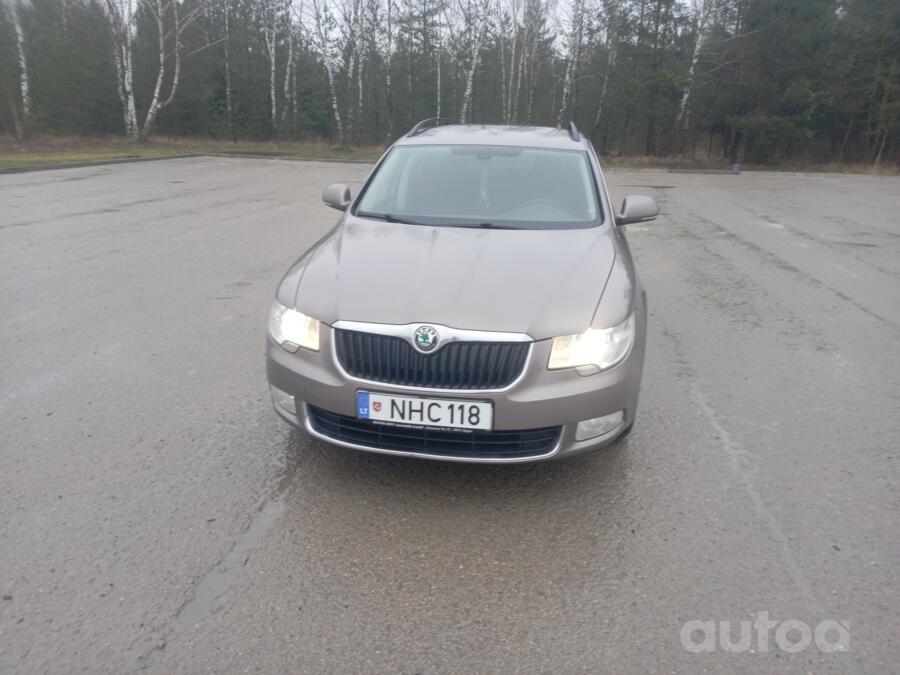 Skoda Superb 2 generation Combi wagon