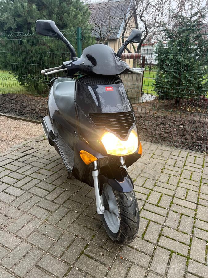Aprilia Leonardo