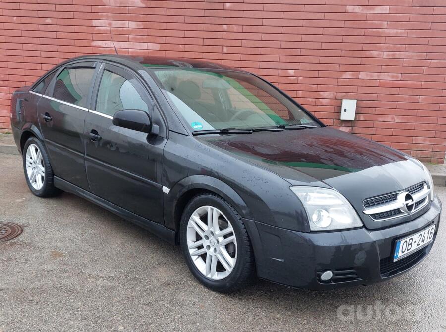 Opel Vectra C GTS hatchback