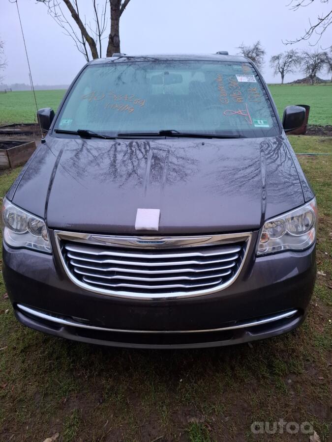 Chrysler Town & Country 5 generation [restyling]