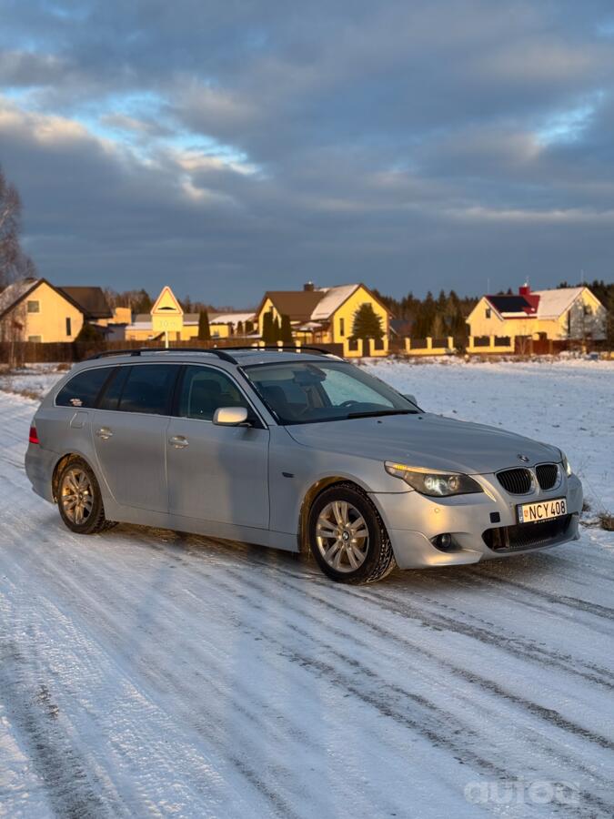 BMW 5 Series E60/E61 Touring wagon