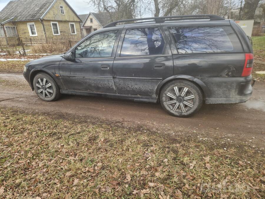 Opel Vectra B [restyling] wagon 5-doors