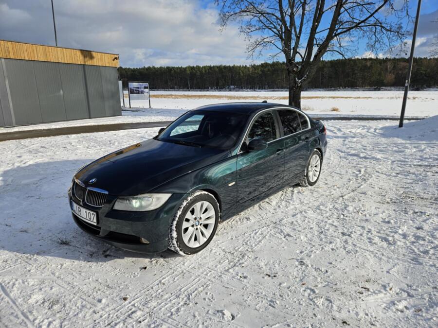 BMW 3 Series E90/E91/E92/E93 Sedan