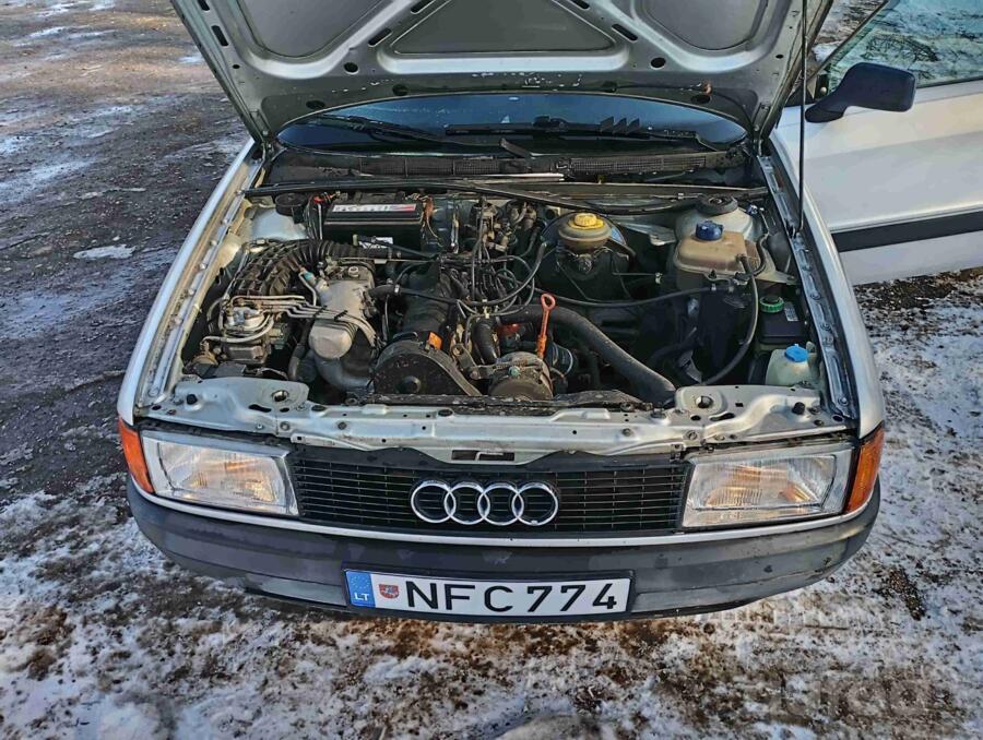 Audi 80