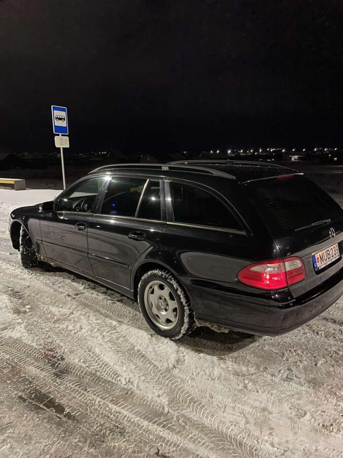 Mercedes-Benz E-Class W211/S211 wagon 5-doors
