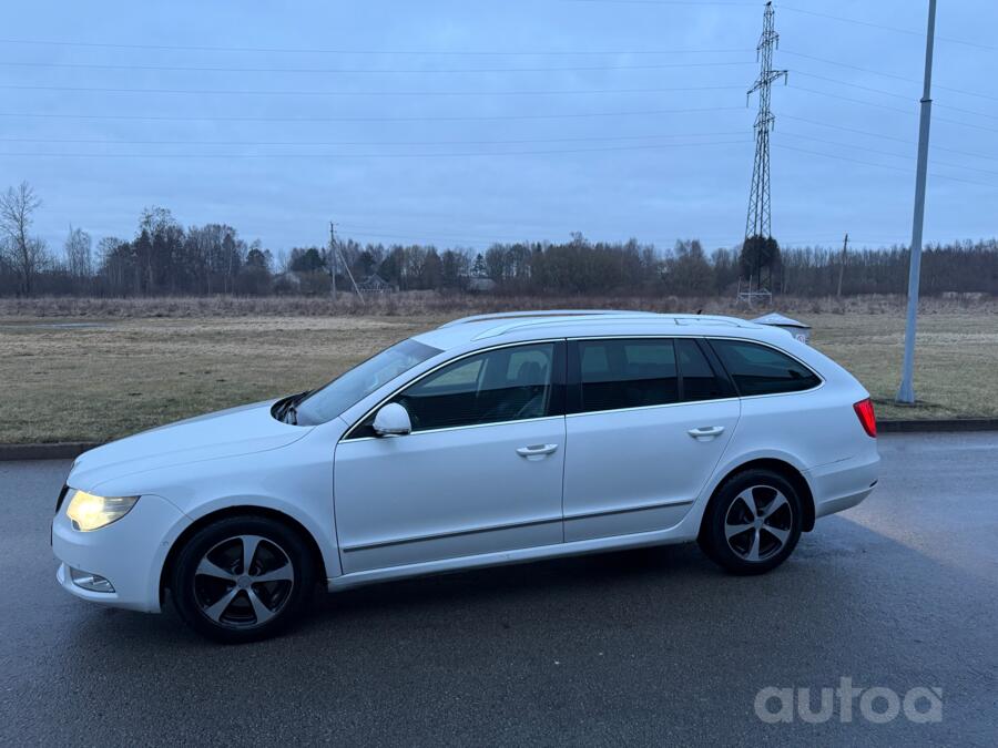 Skoda Superb 2 generation Combi wagon