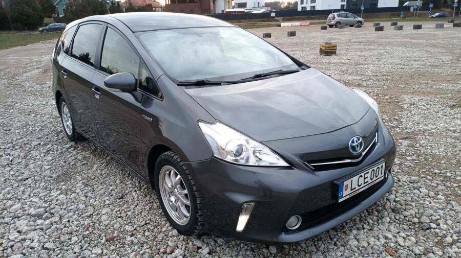 Toyota Prius Plus