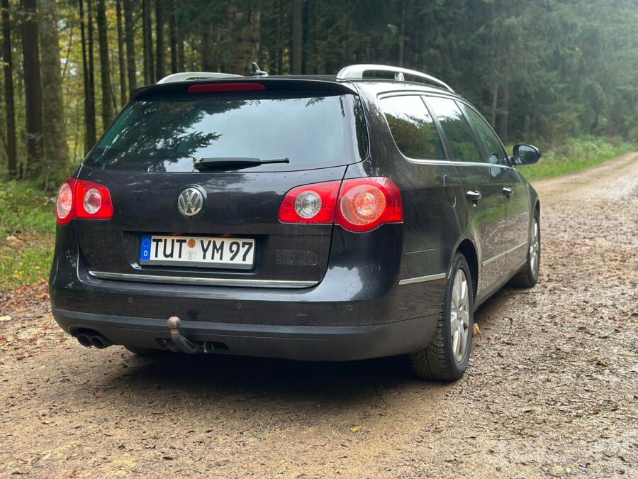 Volkswagen Passat B6 wagon 5-doors