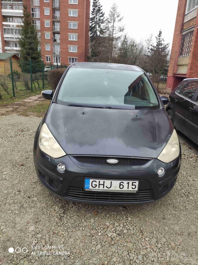 Ford S-Max