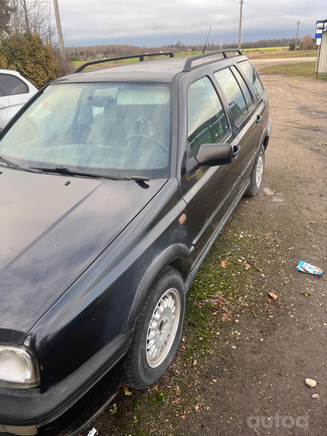 Volkswagen Golf 3 generation wagon