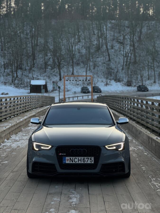 Audi S5 8T Coupe