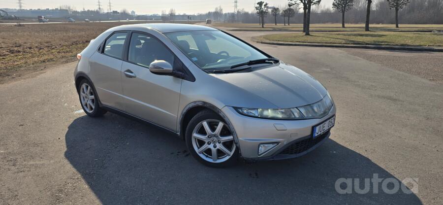 Honda Civic 8 generation [restyling] Hatchback 5-doors