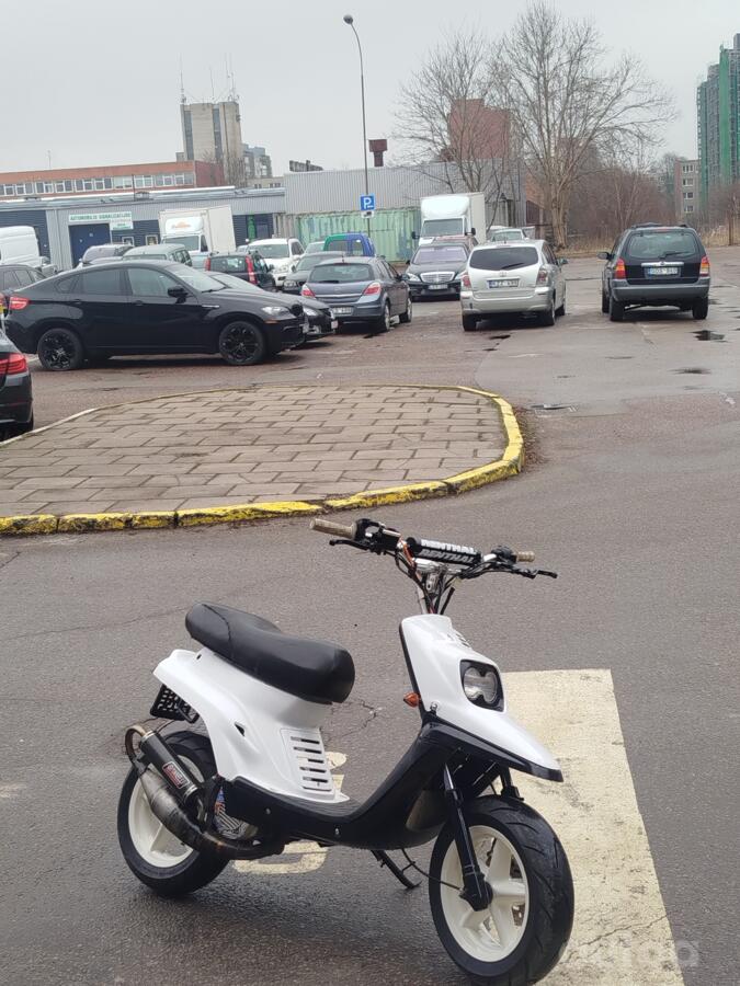 Yamaha BWs